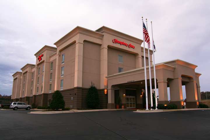 Hampton Inn Гънтърсвил Екстериор снимка